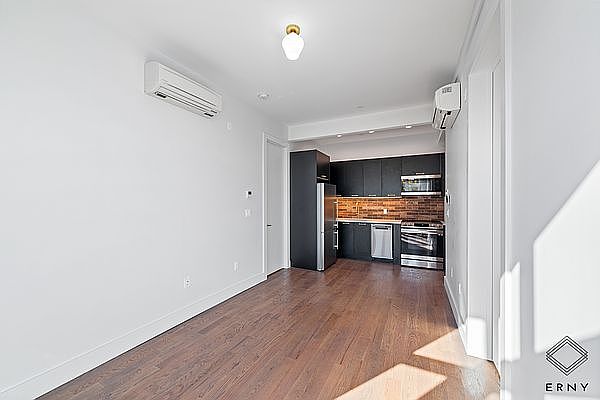 1st image of 97 Varet St #8