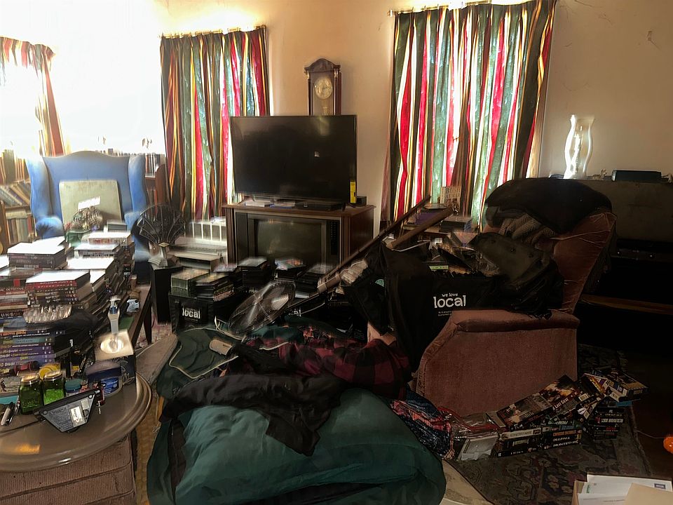 2nd image of 711 Fairfield Street