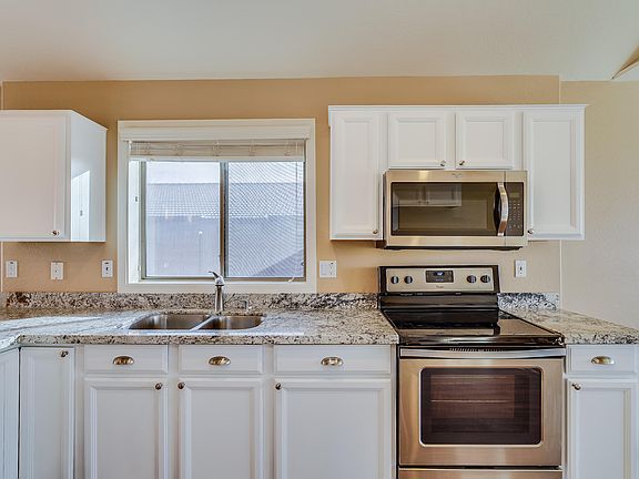 3rd image of 3920 W Quail Ave