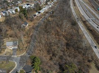 2 Park Rd, West Lawn, PA 19609