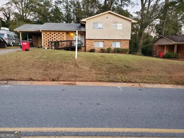 2425 Alandale Dr, Macon, GA 31211