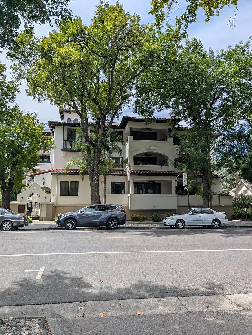 Gated Condo Downtown Davis — Photo 1