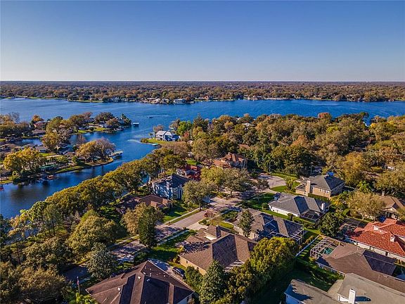 4th image of 10405 Carroll Cove Pl