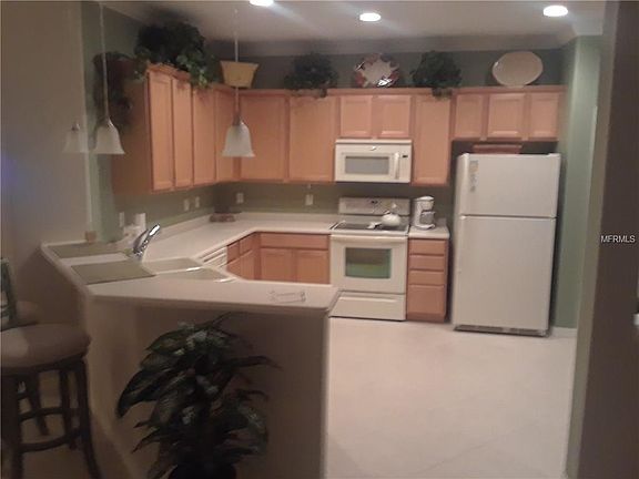 5th image of 9343 Carnaby Dr