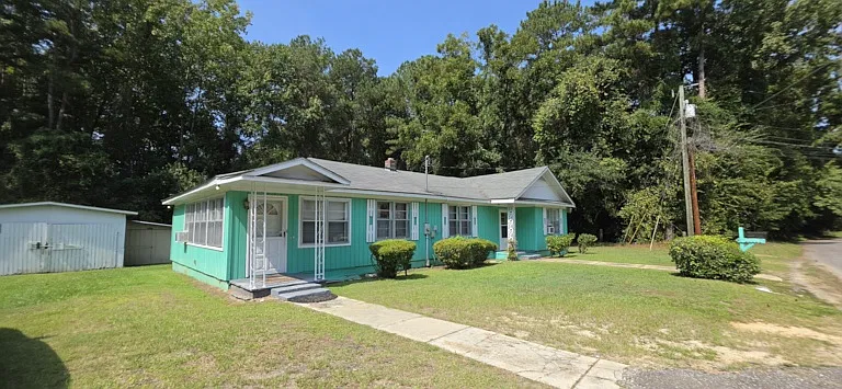 3 bed, 1554 sqft, $900 — Photo 2