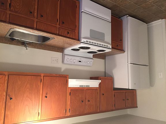 2nd image of 35 Washington St APT 7