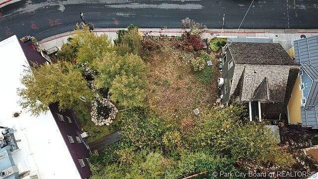 2nd image of 139 Main St #10