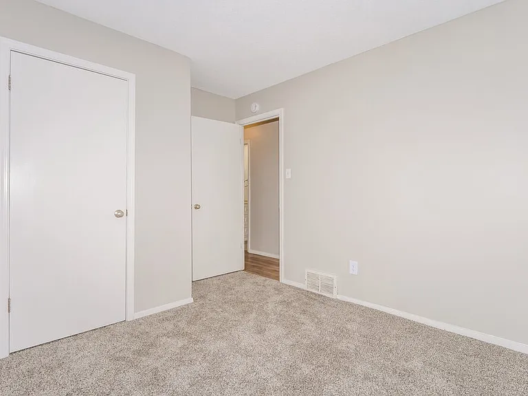 6500 Cornwall Rd — Photo 11