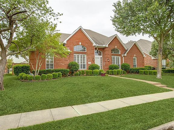 2nd image of 4548 Saint James Dr