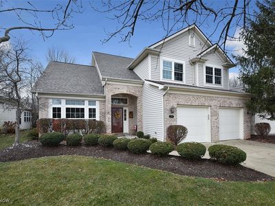 11726 Greystone Point, Strongsville, OH, 44149