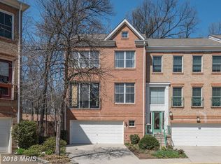 11492 Waterhaven Ct, Reston, VA 20190
