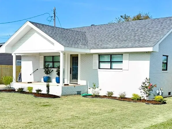 1207 Bourg St, Houma, LA 70360