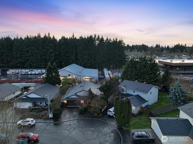 3rd image of 9114 NE 90th Place