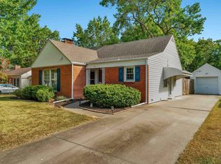 3417 SW 20th St, Topeka, KS 66604