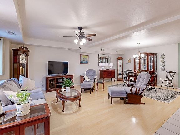 5th image of 89 E Central St #3