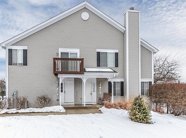 1st image of 525 Sandhurst Ln #525