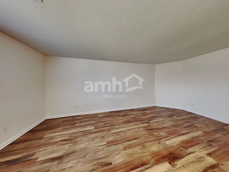 4705 Merchant Trl — Photo 11