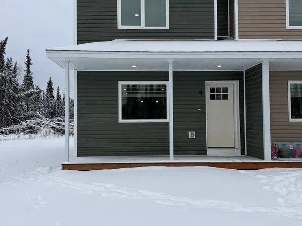 3574 Preston Dr, North Pole, AK 99705