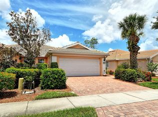 1960 Burgos Dr, Sarasota, FL 34238