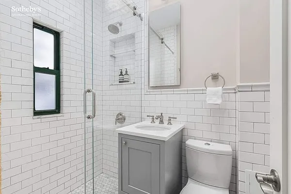 Rented by Sotheby's International Realty | media 6