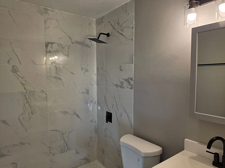 202 Luella Ct — Photo 20