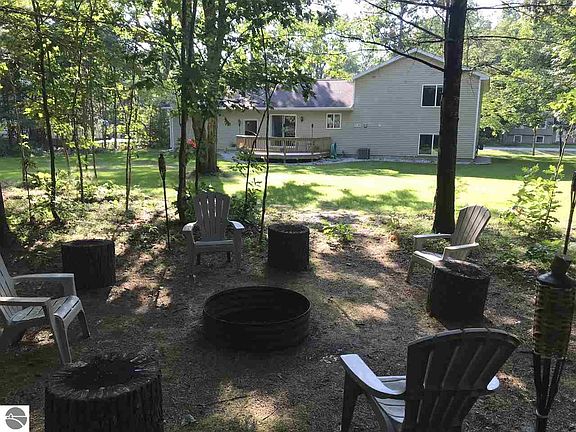 5th image of 1617 Green Oak Dr