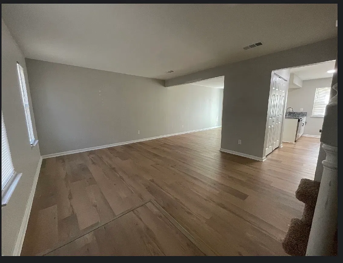 3 bed, 1.5 bath, 1500 sqft, $2,000 — Photo 1