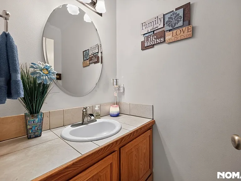 33 Zermatt Ct — Photo 13