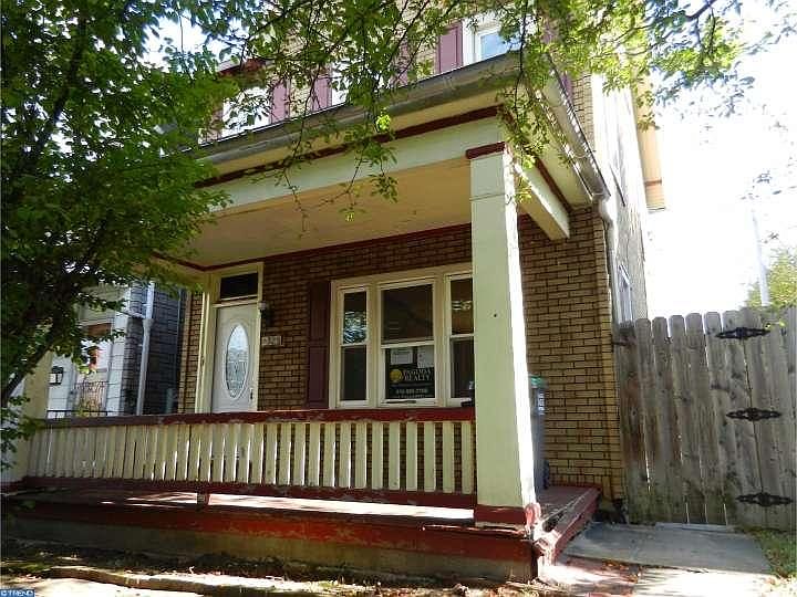 1st image of 125 S Saint Peter St