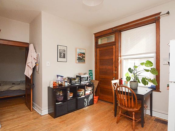 4th image of 819 N Campbell Ave #2
