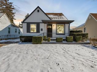 3956 Oakshire Ave, Berkley, MI 48072