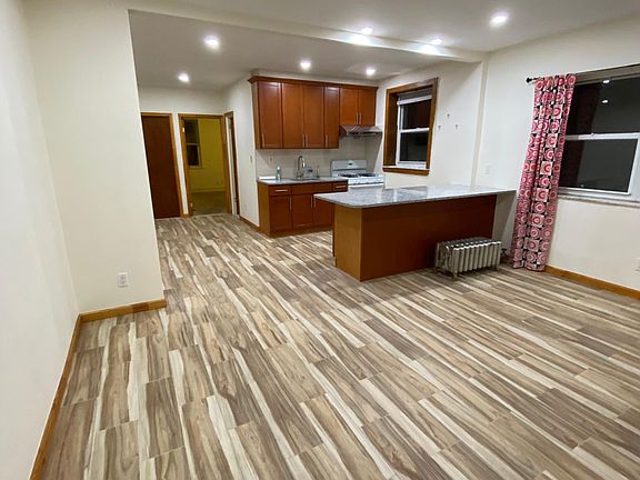 2nd image of 8682 15th Ave Floor 2