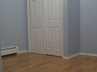 128 Wilkinson Ave, Jersey City, NJ 07305