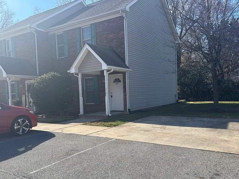 102 Maple Grove Ct — Photo 15