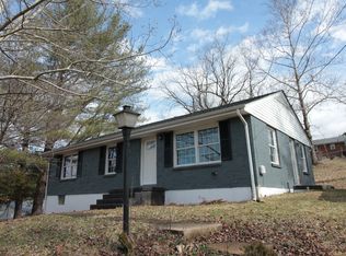 1132 Ardmore Dr, Lynchburg, VA 24501