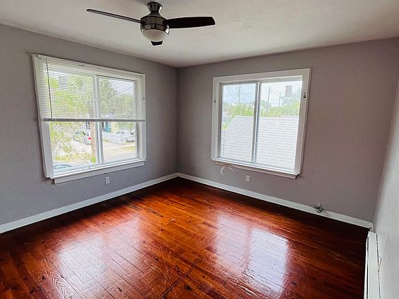 5th image of 145 S Hollywood Ave #2