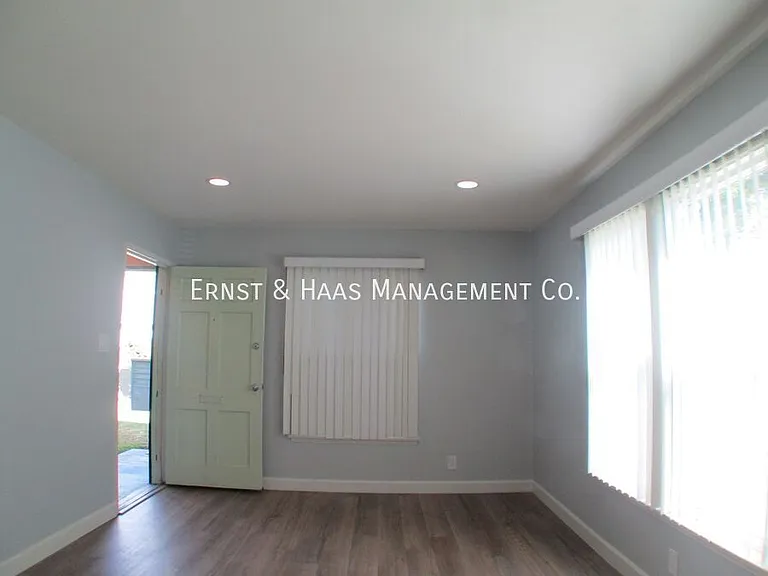 4529 N Banner Dr #1 — Photo 3