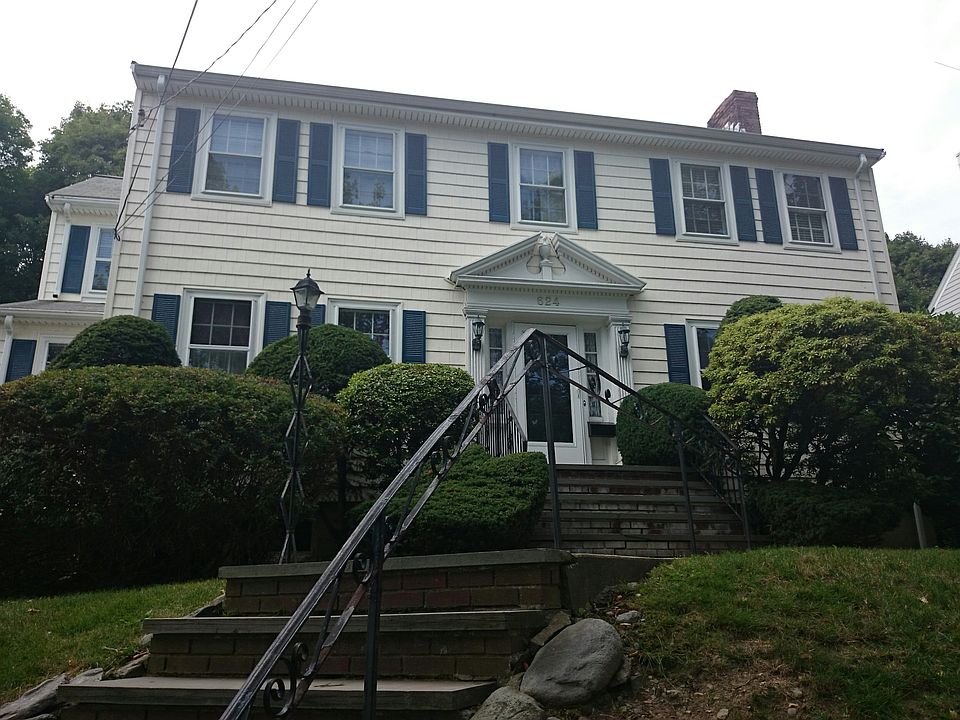 1st image of 624 Newton St