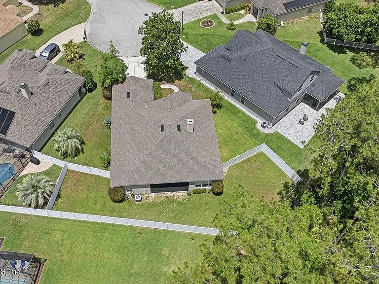 10642 Roundwood Glen Ct — Photo 32