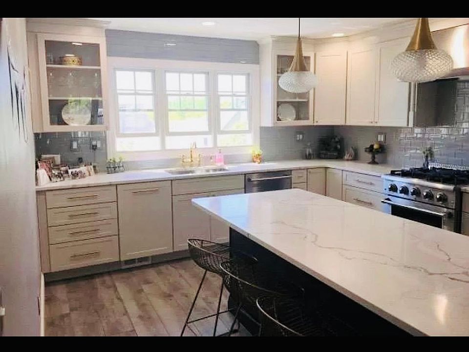 1st image of 532 Lamont Ave