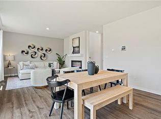 10288 Sorano Dr, Peculiar, MO 64078