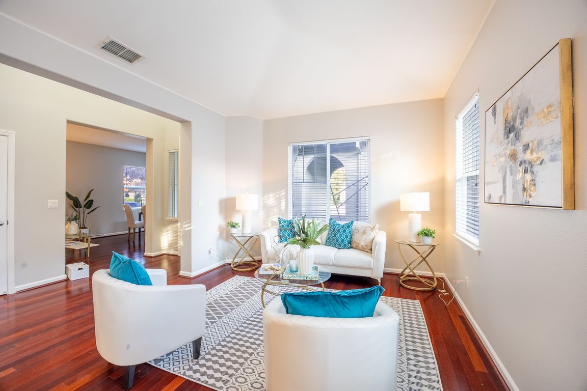 next background image