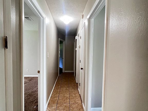 3rd image of 1840 Devra Dr