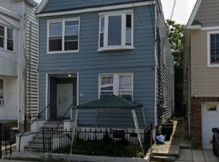 27 Grant Ave, Jersey City, NJ 07305