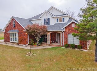 109856 S 4570th Rd, Sallisaw, OK 74955