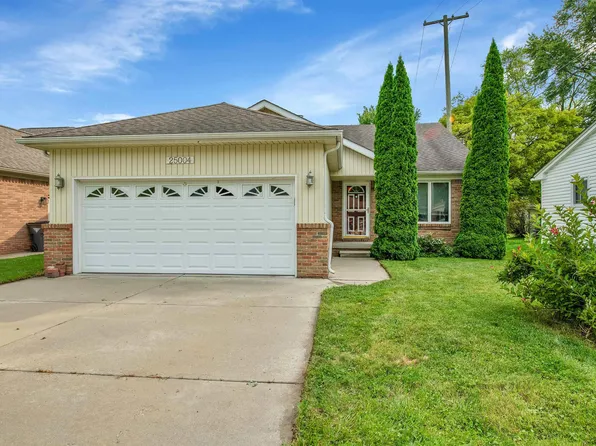 25004 Trombley St, Harrison Township, MI 48045
