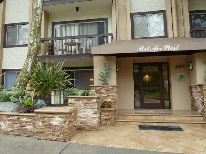 1st image of 440 Veteran Ave APT 102