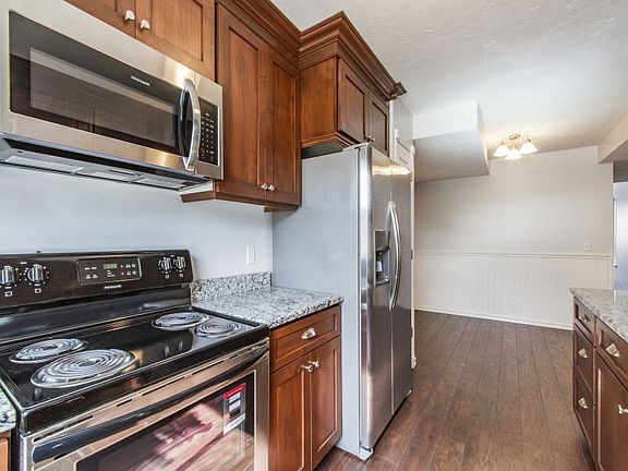 5th image of 63 W San Juan Ct