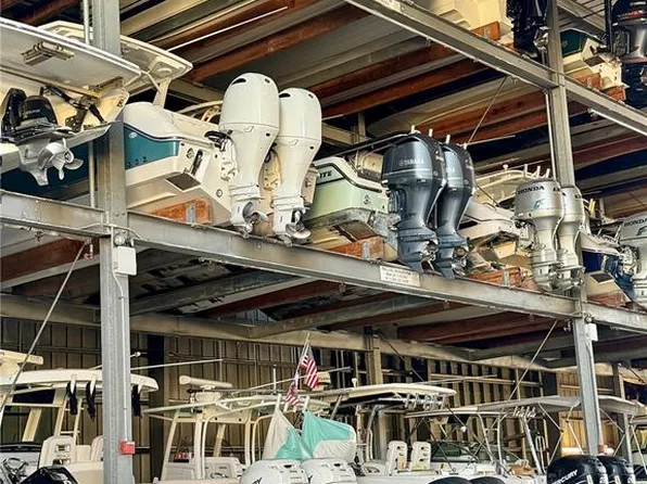 570 Blackburn Point Rd #17, Osprey, FL 34229