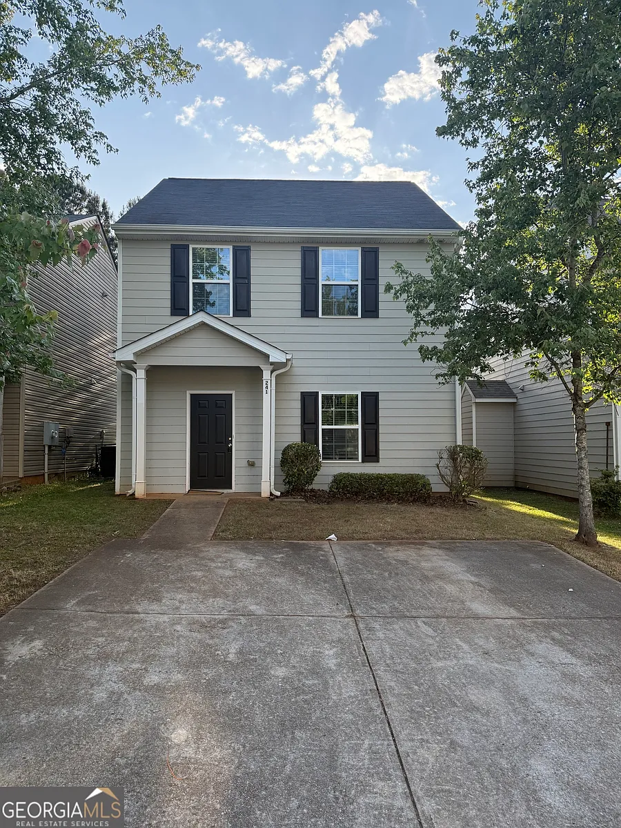 Building Photo - 241 Coral Cir